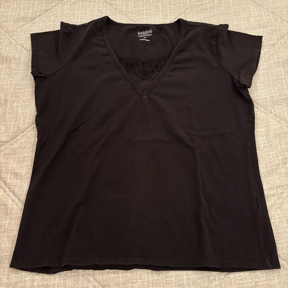 Classic Elements Black V-Neck Short Sleeve Top with Lace Trim Petite Medium